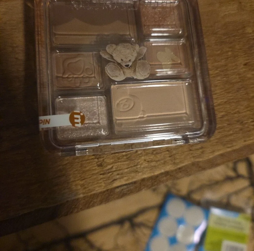 Wonder Im Meme Korean Soft Layer Eye Palette NIB IN 01 MY TEDDY
